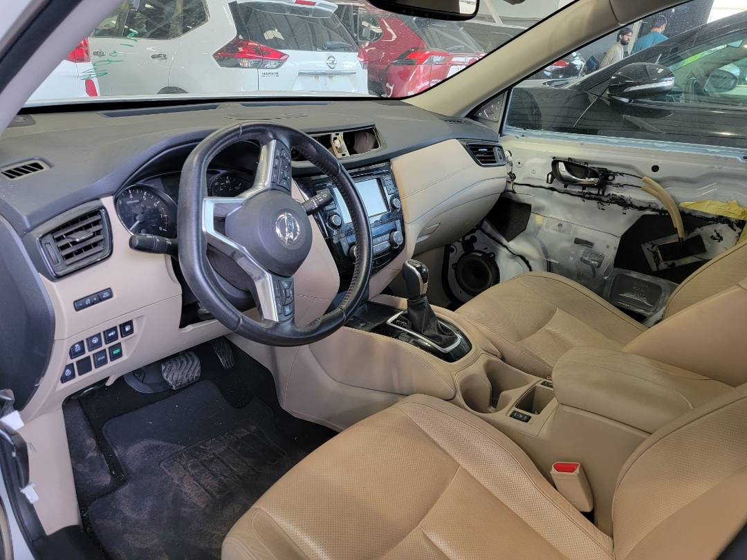 2018 NISSAN ROGUE — 60413 Miles — Lot W459965 — Main - Marhaba Auctions Used Cars - Image 6