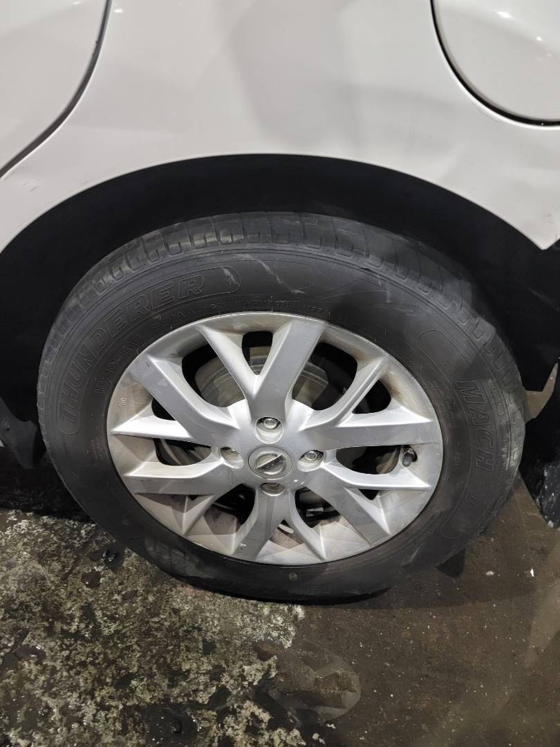 2015 NISSAN VERSA NOTE — 194764 Miles — Lot L418965 — Souq - Marhaba Auctions Used Cars - Image 9