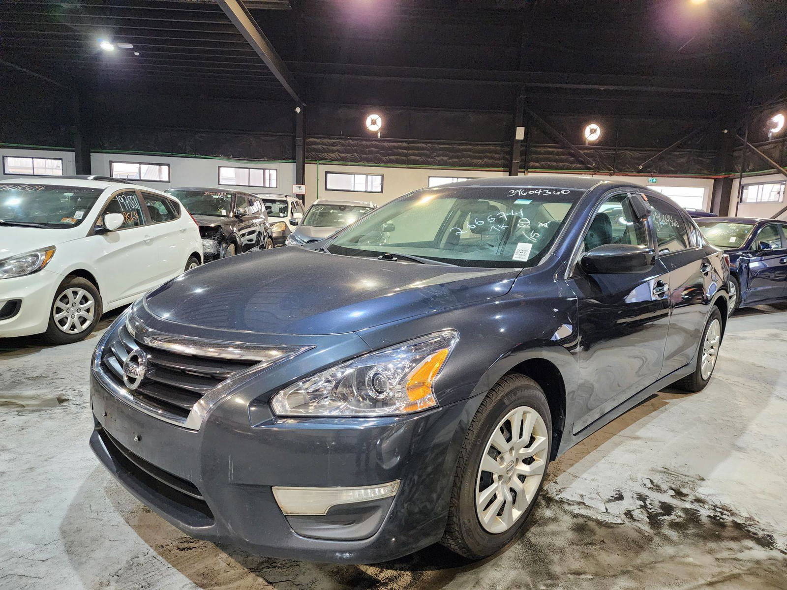 2015 NISSAN ALTIMA — 214061 Miles — Lot 39604360 — Al Quoz - Marhaba Auctions Used Cars - Image 3