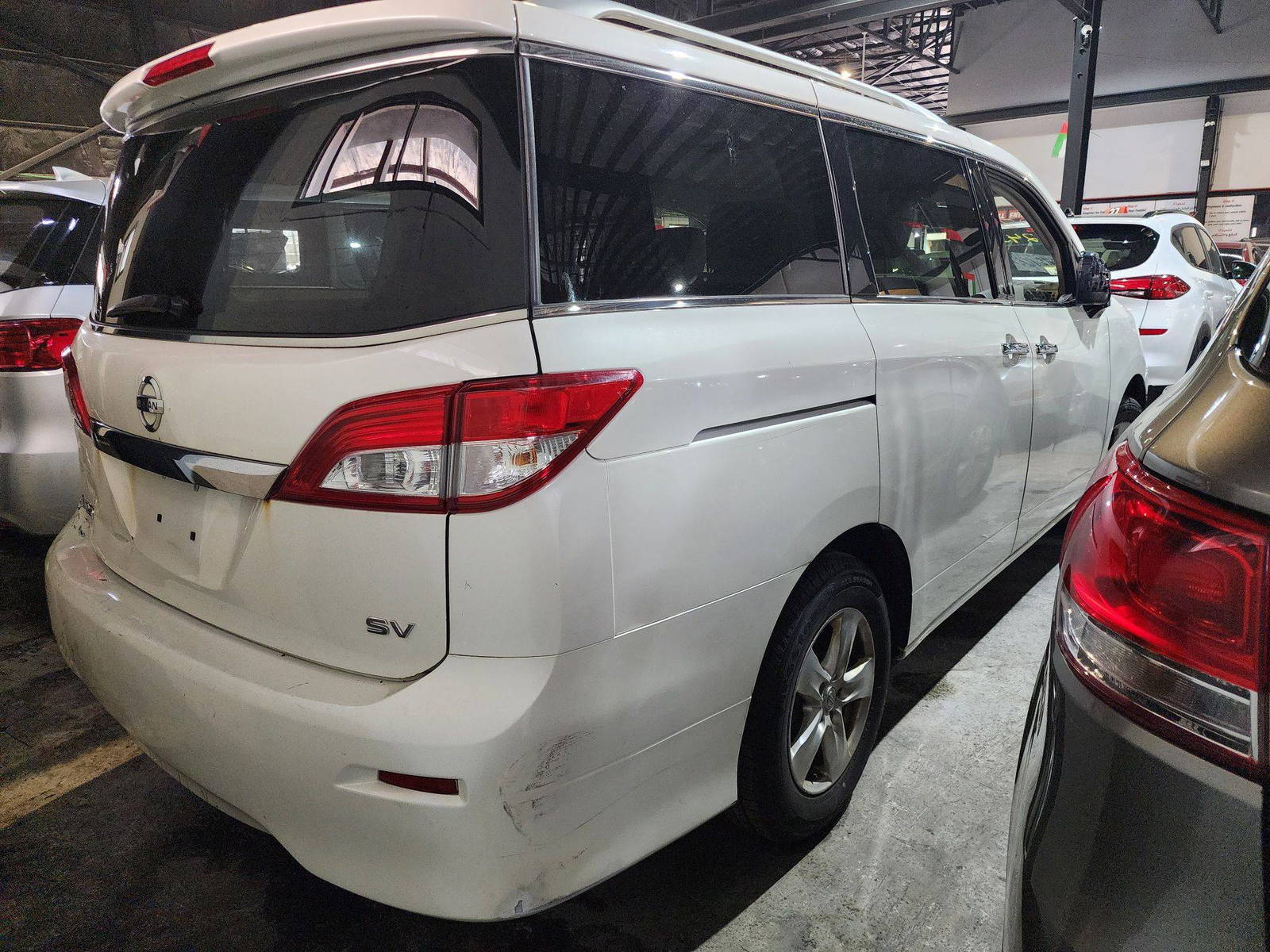 2017 NISSAN QUEST — 145067 Miles — Lot 41245406 — Al Quoz - Marhaba Auctions Used Cars - Image 6