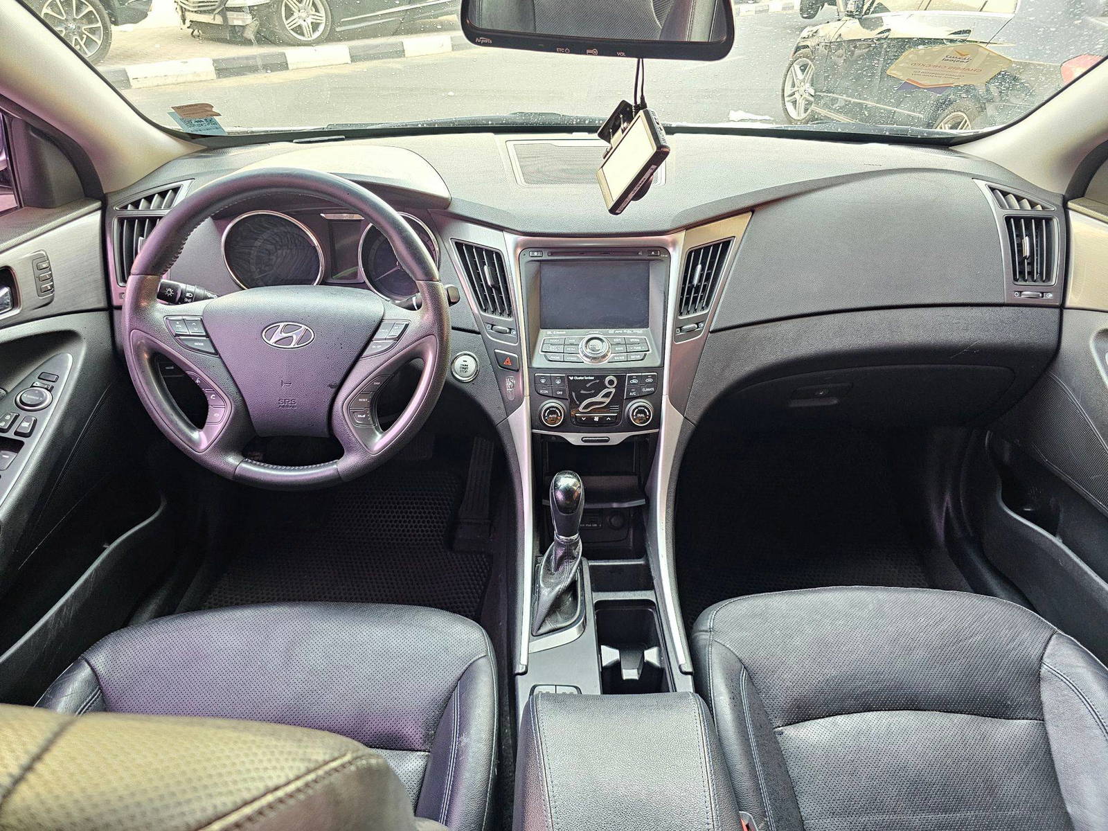 2013 HYUNDAI SONATA — 195768 KM — Lot 061556 — Souq - Marhaba Auctions Used Cars - Image 7