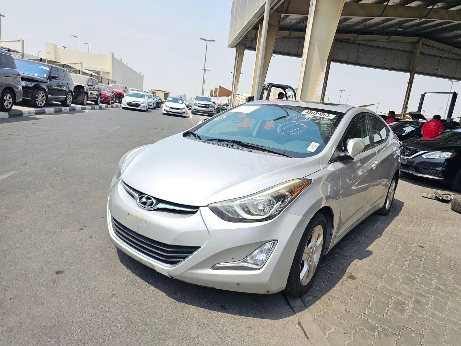 2016 HYUNDAI ELANTRA — 139545 Miles — Lot AE0GH729835 — Souq - Marhaba Auctions Used Cars - Image 5