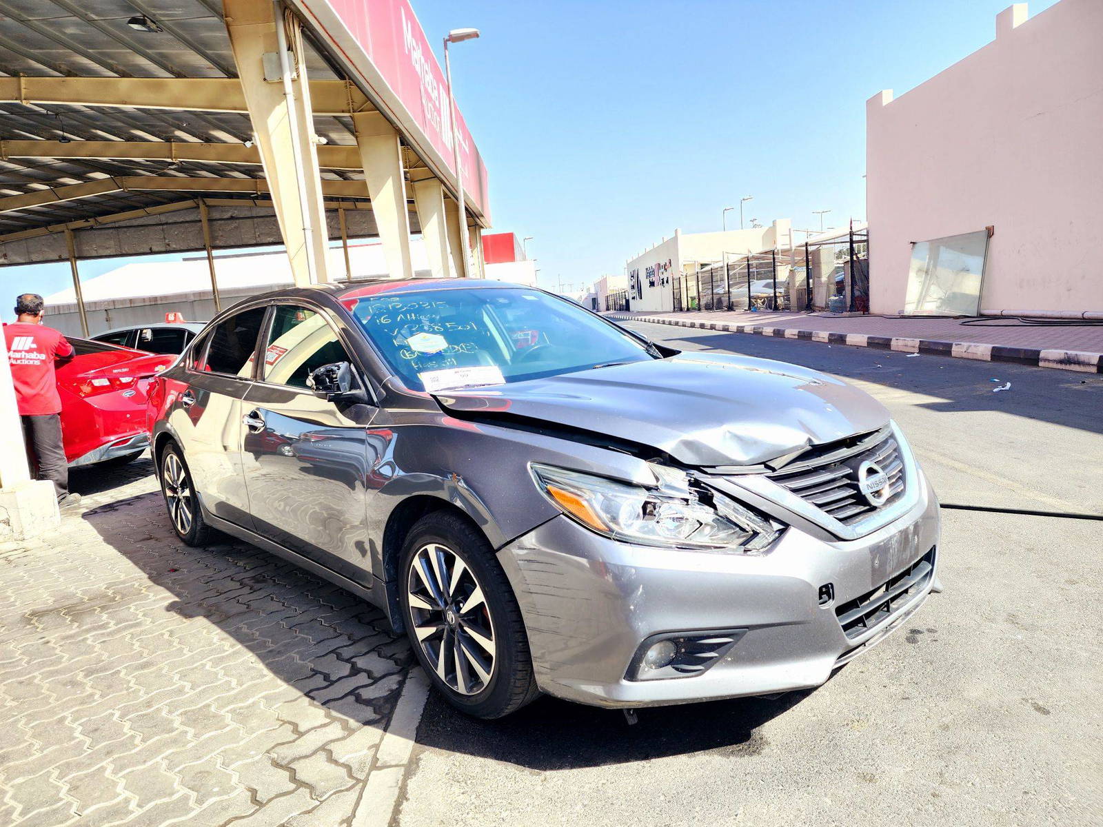 2016 NISSAN ALTIMA — 211514 KM — Lot 12130315 — Souq - Marhaba Auctions Used Cars - Image 4
