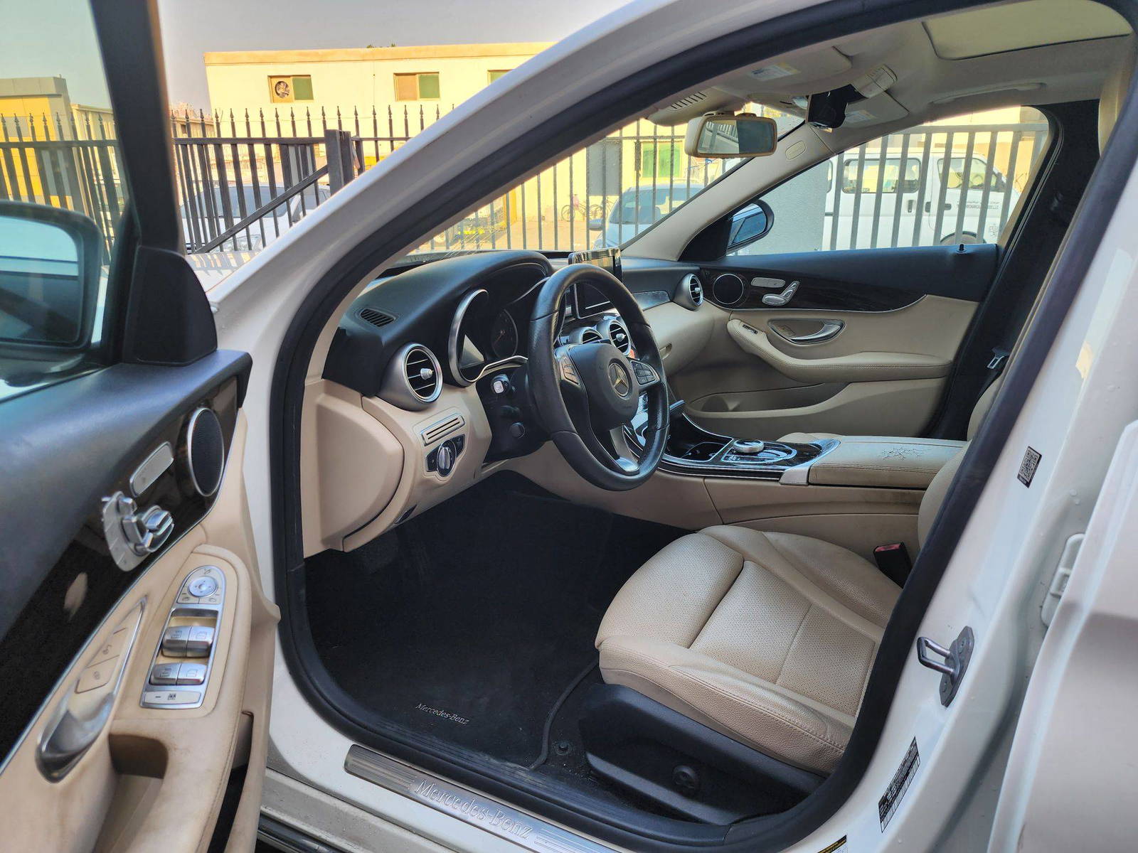 2018 MERCEDES BENZ C300 — 122719 Miles — Lot 406639 — Souq - Marhaba Auctions Used Cars - Image 9