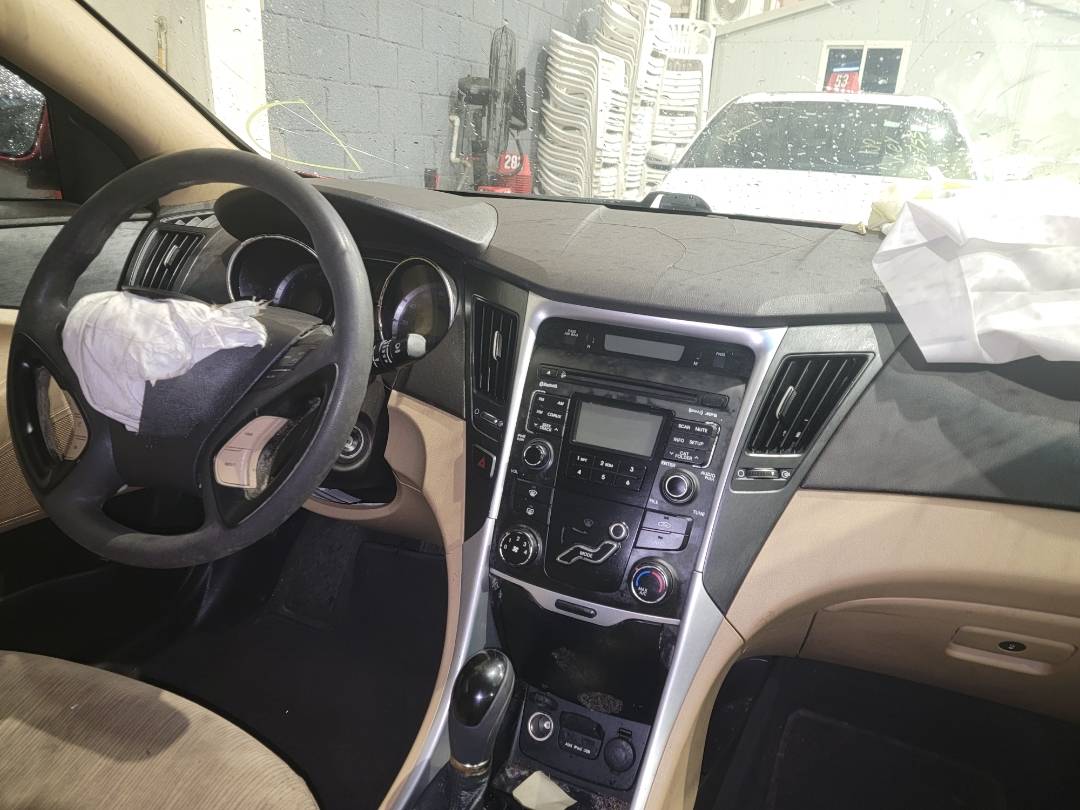 2011 HYUNDAI SONATA — 107253 Miles — Lot H259101 - Marhaba Auctions Used Cars - Image 5