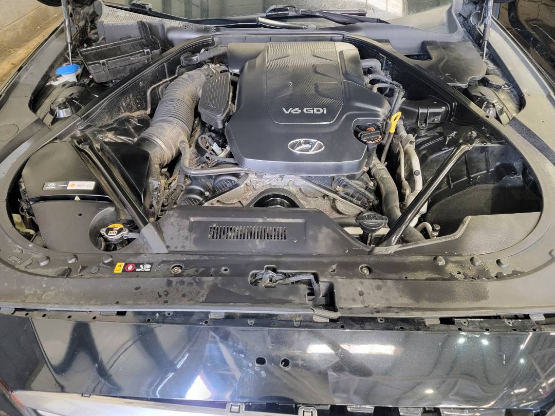 2016 HYUNDAI GENESIS — 99198 Miles — Lot U144008 — Main - Marhaba Auctions Used Cars - Image 12