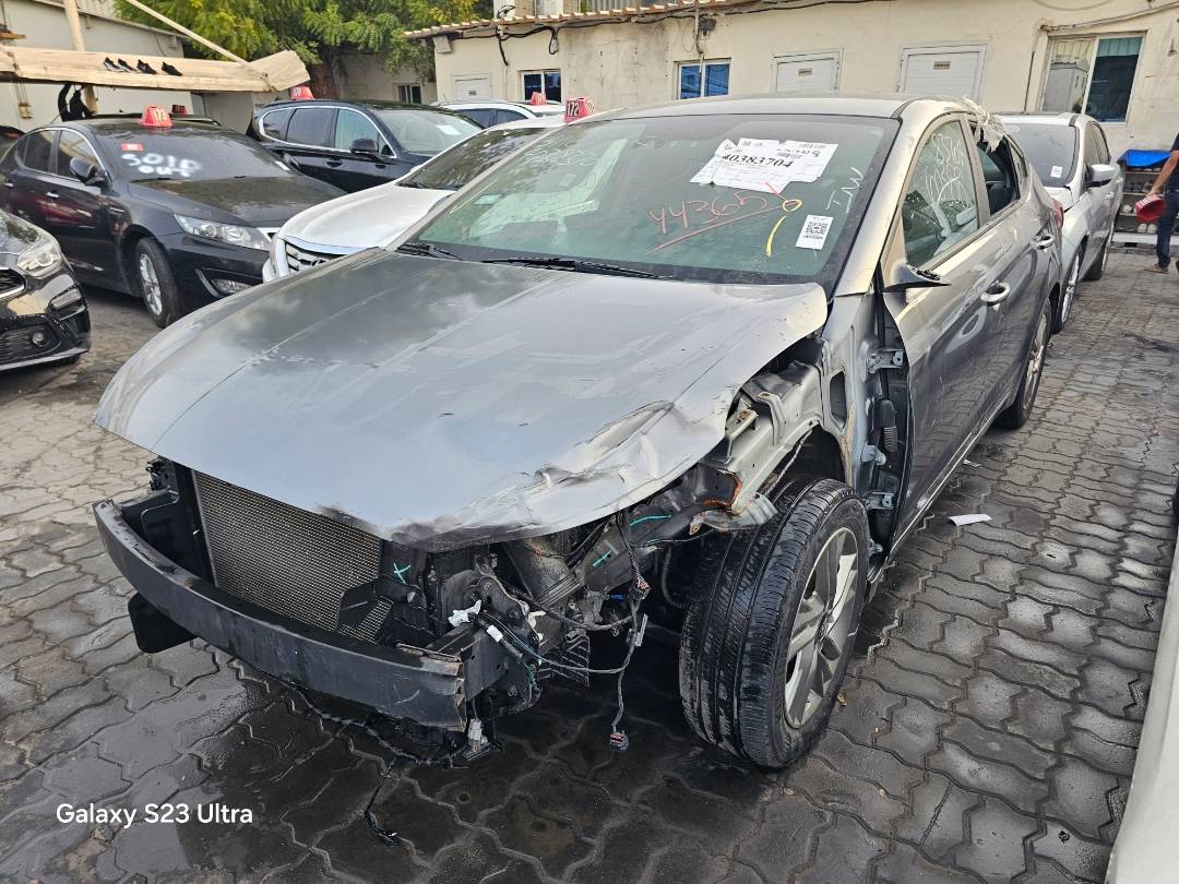 2019 HYUNDAI ELANTRA — 42781 Miles — Lot H443651 — Main - Marhaba Auctions Used Cars - Image 4