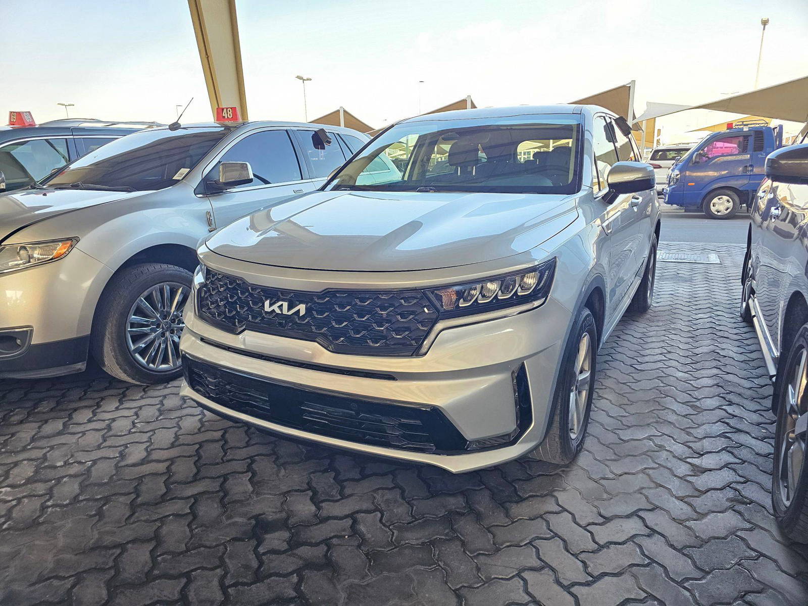 2022 KIA SORENTO — 61016 Miles — Lot NG113323 — Souq - Marhaba Auctions Used Cars - Image 5