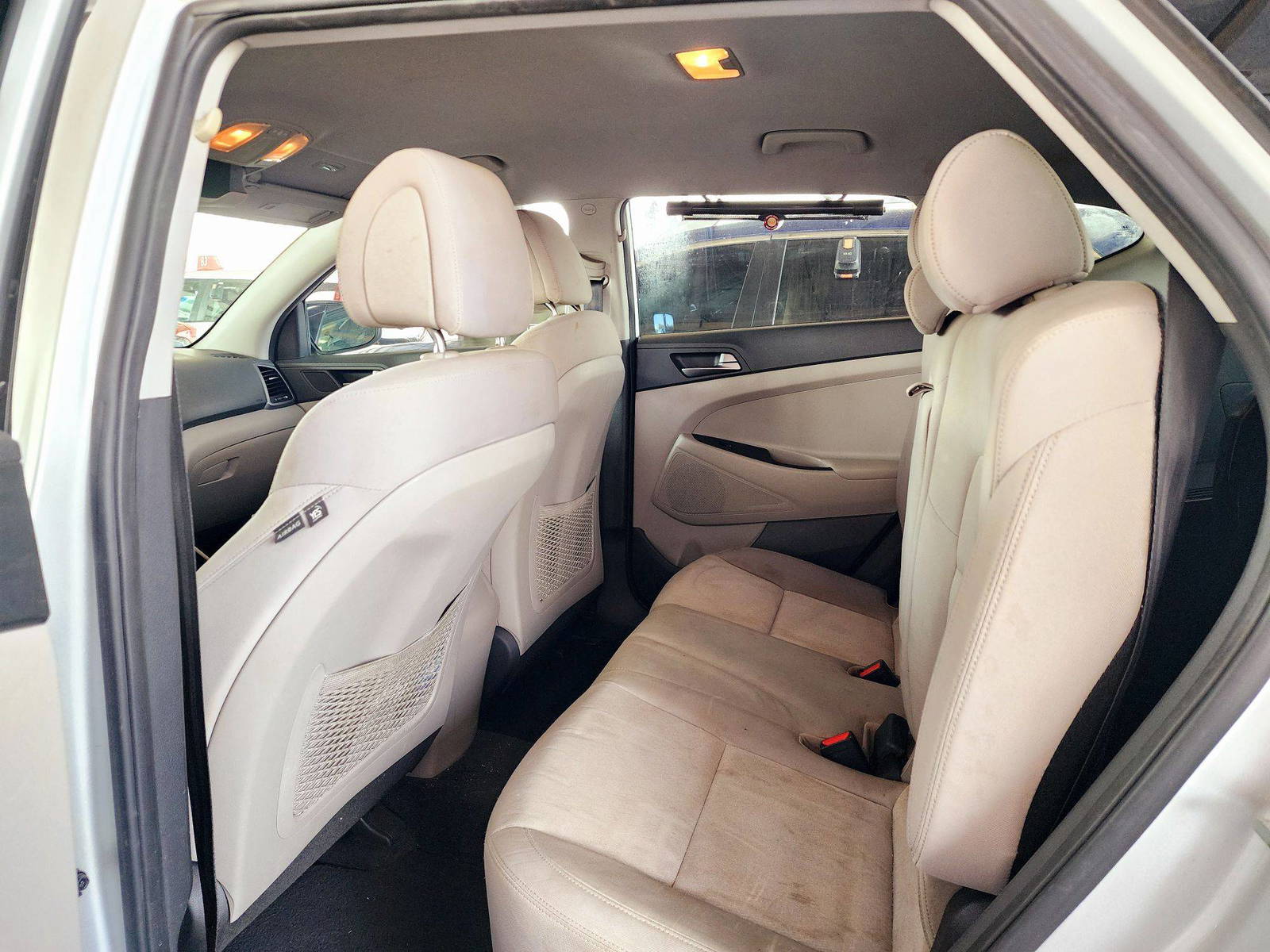 2017 HYUNDAI TUCSON — 139192 Miles — Lot HU520213 — Souq - Marhaba Auctions Used Cars - Image 6