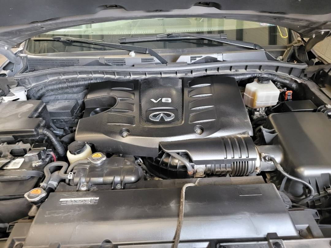 2016 INFINITI QX80 — 80377 Miles — Lot 121055 — Ind. 12 - Marhaba Auctions Used Cars - Image 12