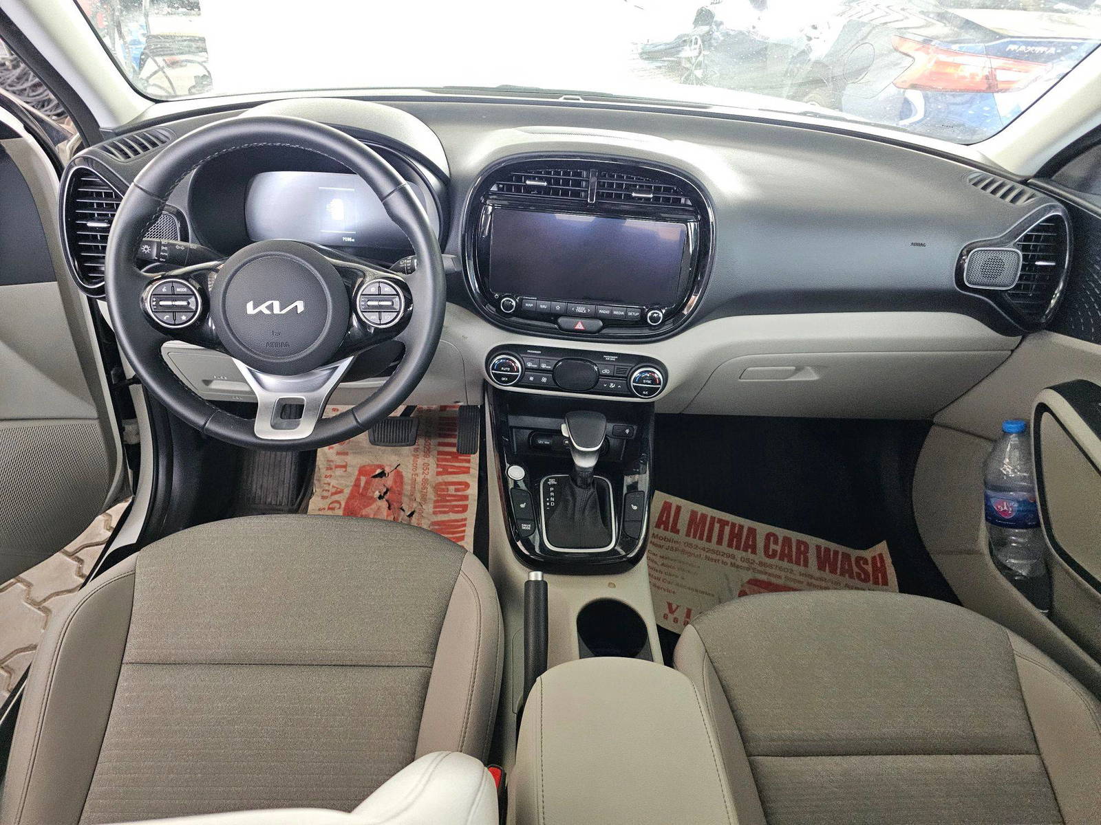 2024 KIA SOUL — 7036 Miles — Lot R7237020 — Souq - Marhaba Auctions Used Cars - Image 7