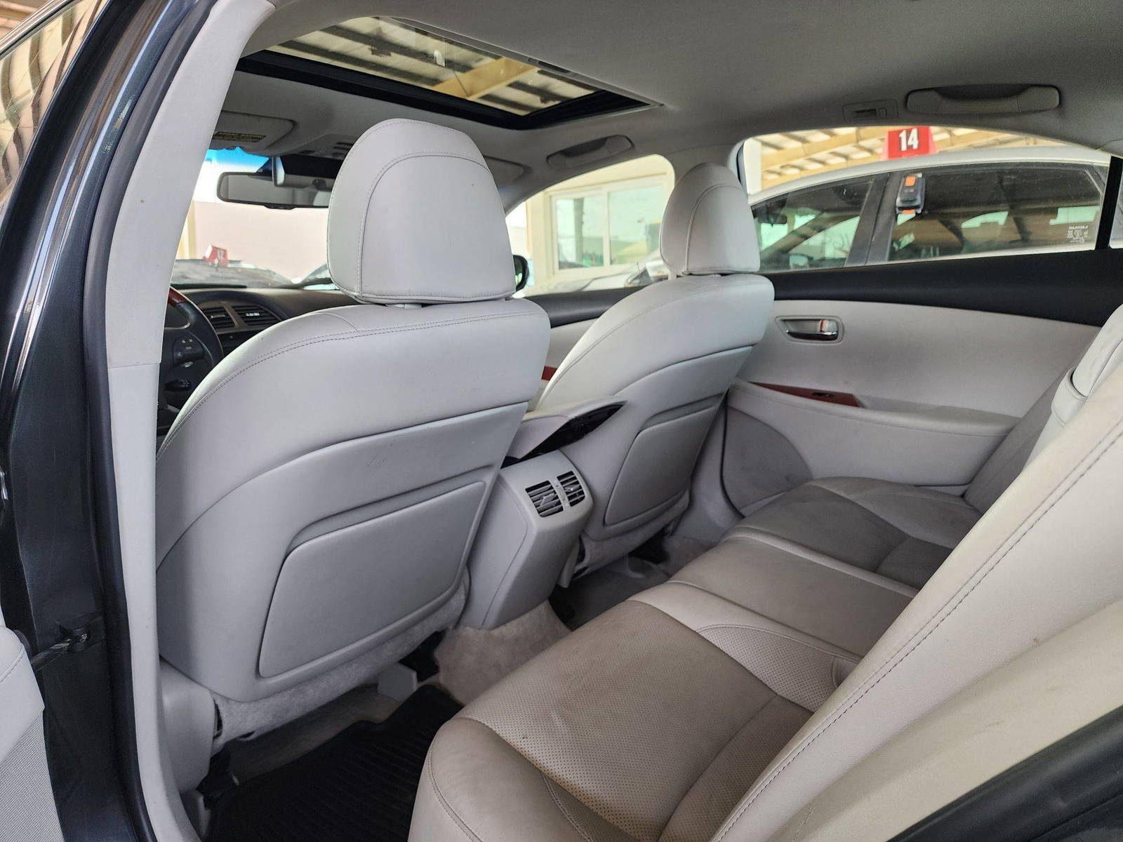 2008 LEXUS ES 350 — 149461 Miles — Lot 41421894 — Souq - Marhaba Auctions Used Cars - Image 6