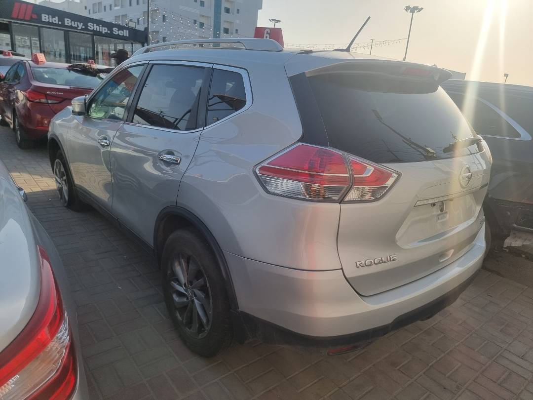 NISSAN ROGUE 2015 - Marhaba Auction Used Cars - Image 4