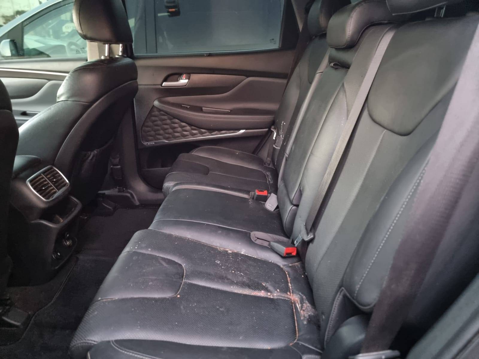 HYUNDAI SANTA FE 2019 - Marhaba Auction Used Cars - Image 6