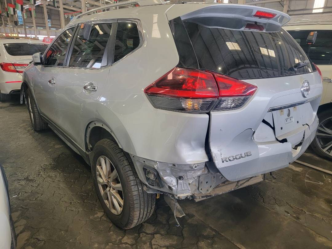2018 NISSAN ROGUE — 132626 Miles — Lot JP569422 — Main - Marhaba Auctions Used Cars - Image 3