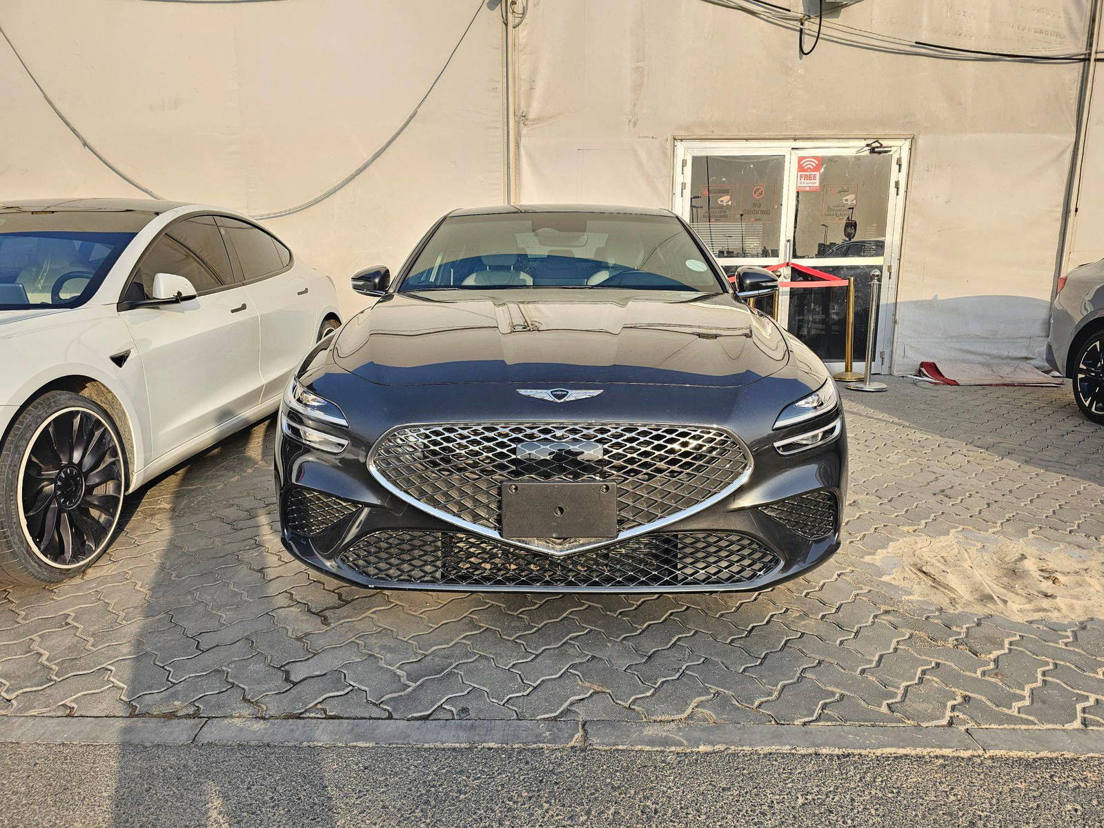 2025 GENESIS G70 — 5683 KM — Lot U152195 — Souq - Marhaba Auctions Used Cars - Image 5