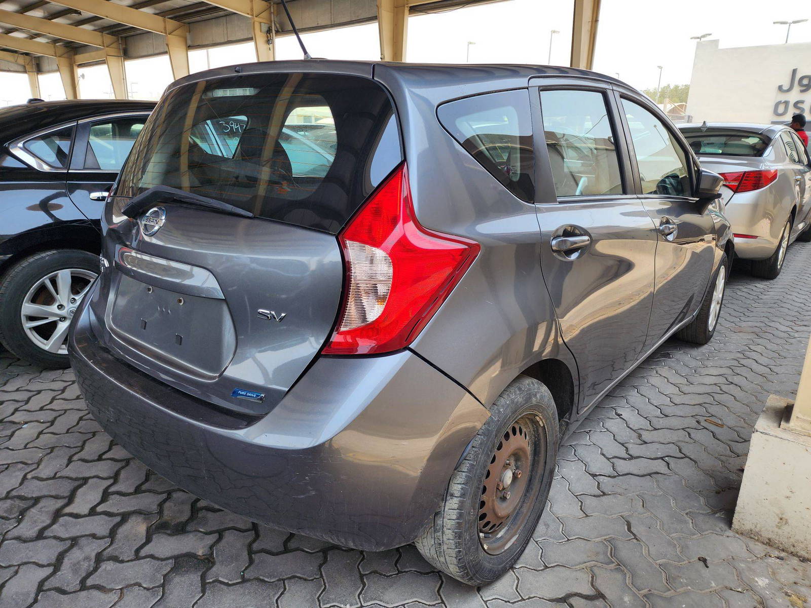 2016 NISSAN VERSA NOTE — 154953 Miles — Lot 39394194 — Souq - Marhaba Auctions Used Cars - Image 3
