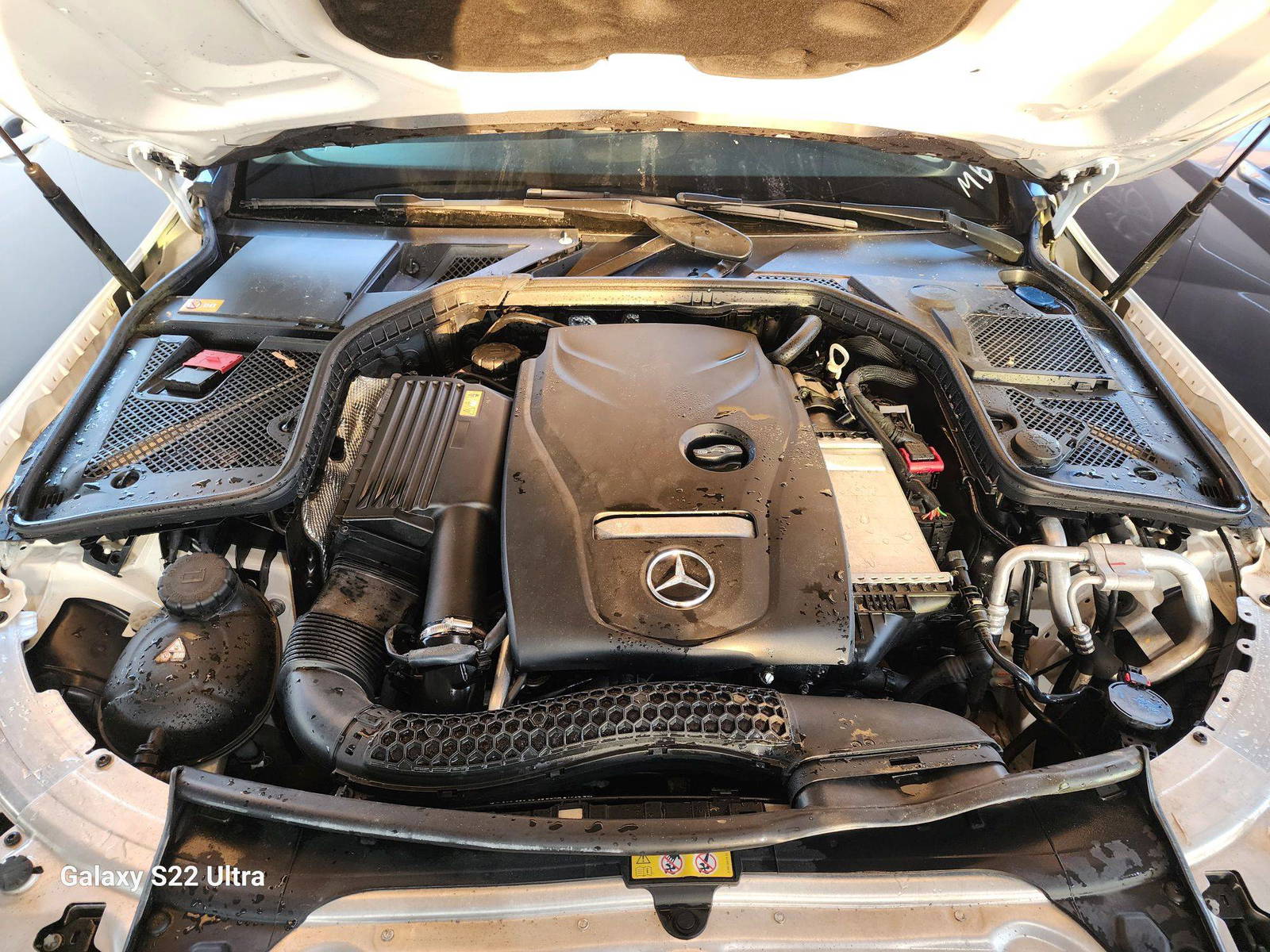 2015 MERCEDES BENZ C300 — 92400 Miles — Lot 37060324 - Marhaba Auctions Used Cars - Image 13