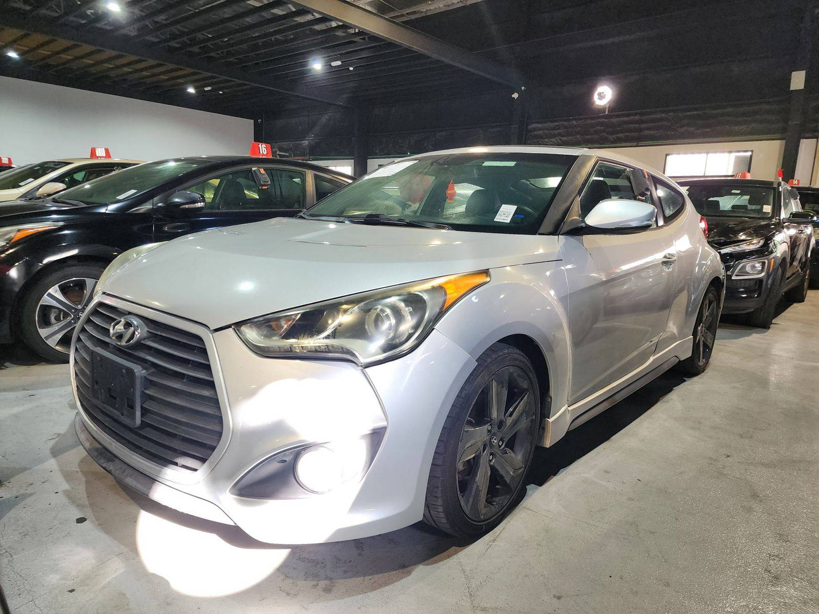 2014 HYUNDAI VELOSTER — 212979 Miles — Lot 40032895 — Al Quoz - Marhaba Auctions Used Cars - Image 5