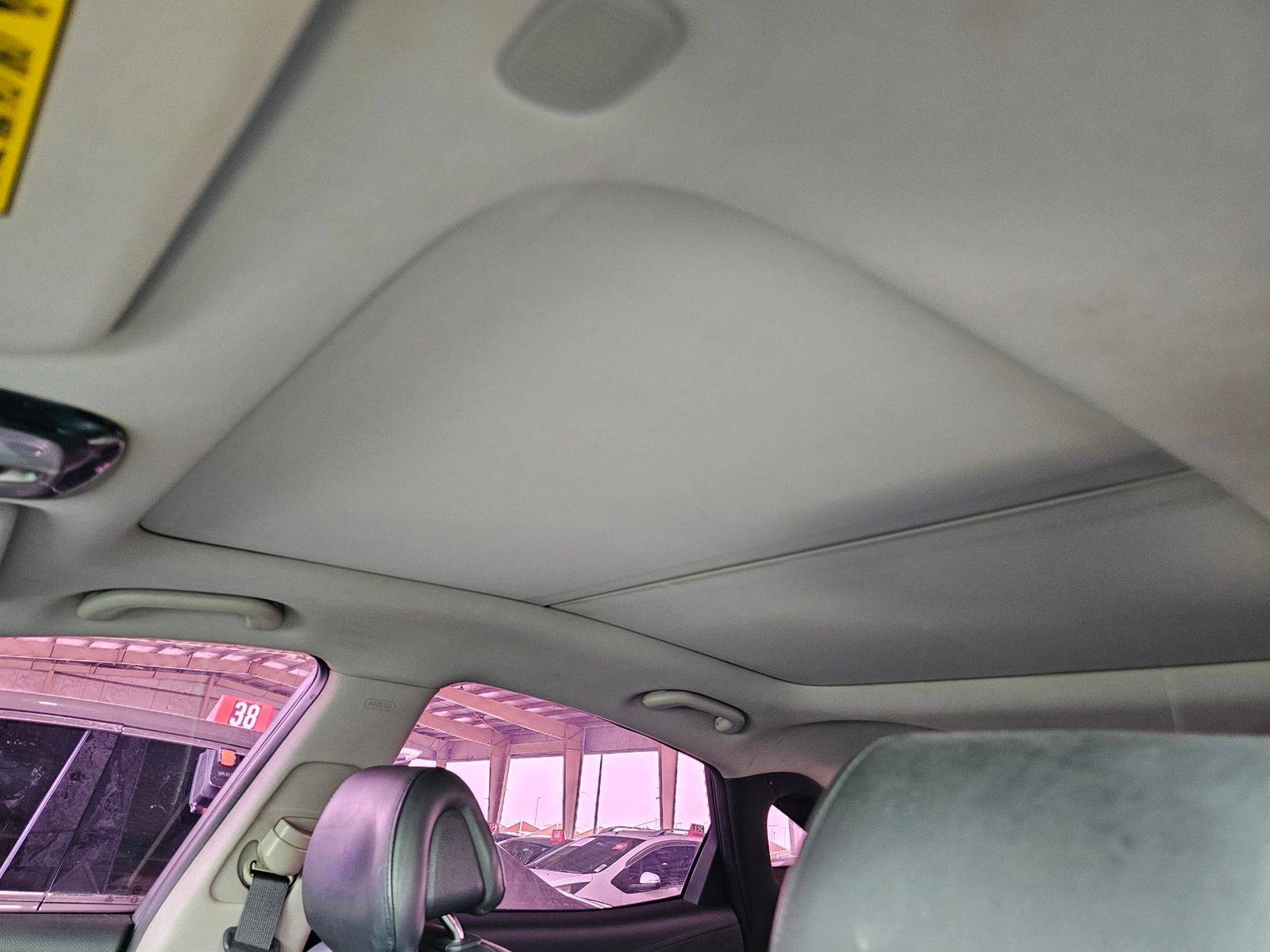 HYUNDAI GRANDEUR 2011 - Marhaba Auction Used Cars - Image 8