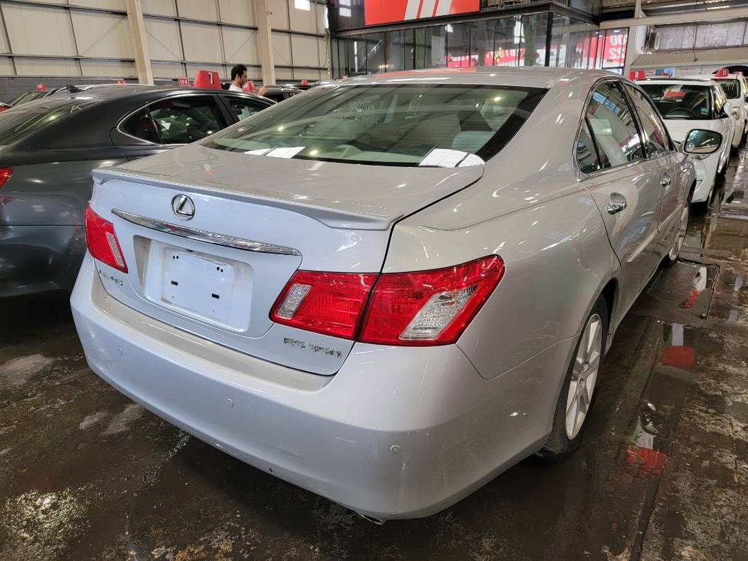 2007 LEXUS ES 350 — 201185 Miles — Lot 37132266 - Marhaba Auctions Used Cars - Image 4