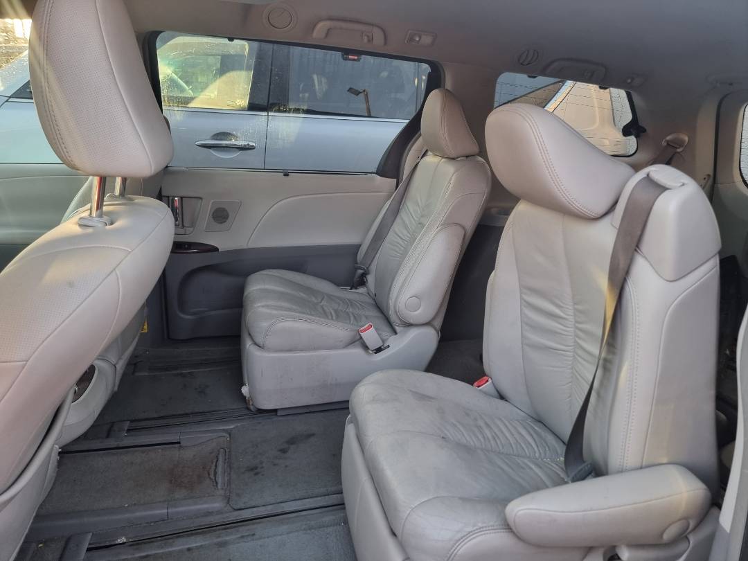 TOYOTA SIENNA 2011 - Marhaba Auction Used Cars - Image 6