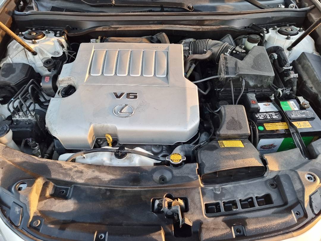 2014 LEXUS ES 350 — 114821 Miles — Lot 125487 — Souq - Marhaba Auctions Used Cars - Image 12