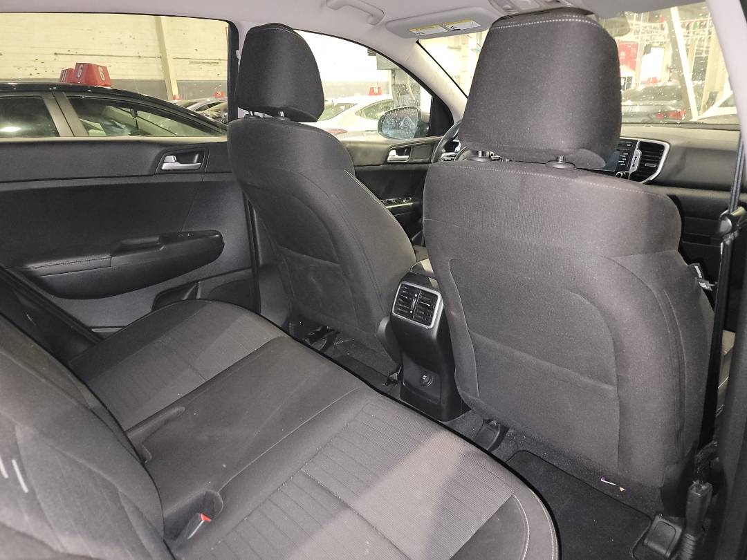 2018 KIA SPORTAGE — 35194 Miles — Lot 37894188 - Marhaba Auctions Used Cars - Image 4