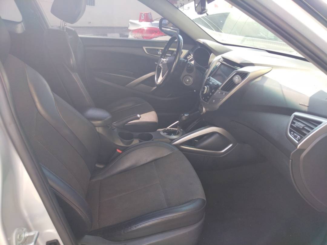 2014 HYUNDAI VELOSTER — 135455 Miles — Lot 66840213 - Marhaba Auctions Used Cars - Image 4