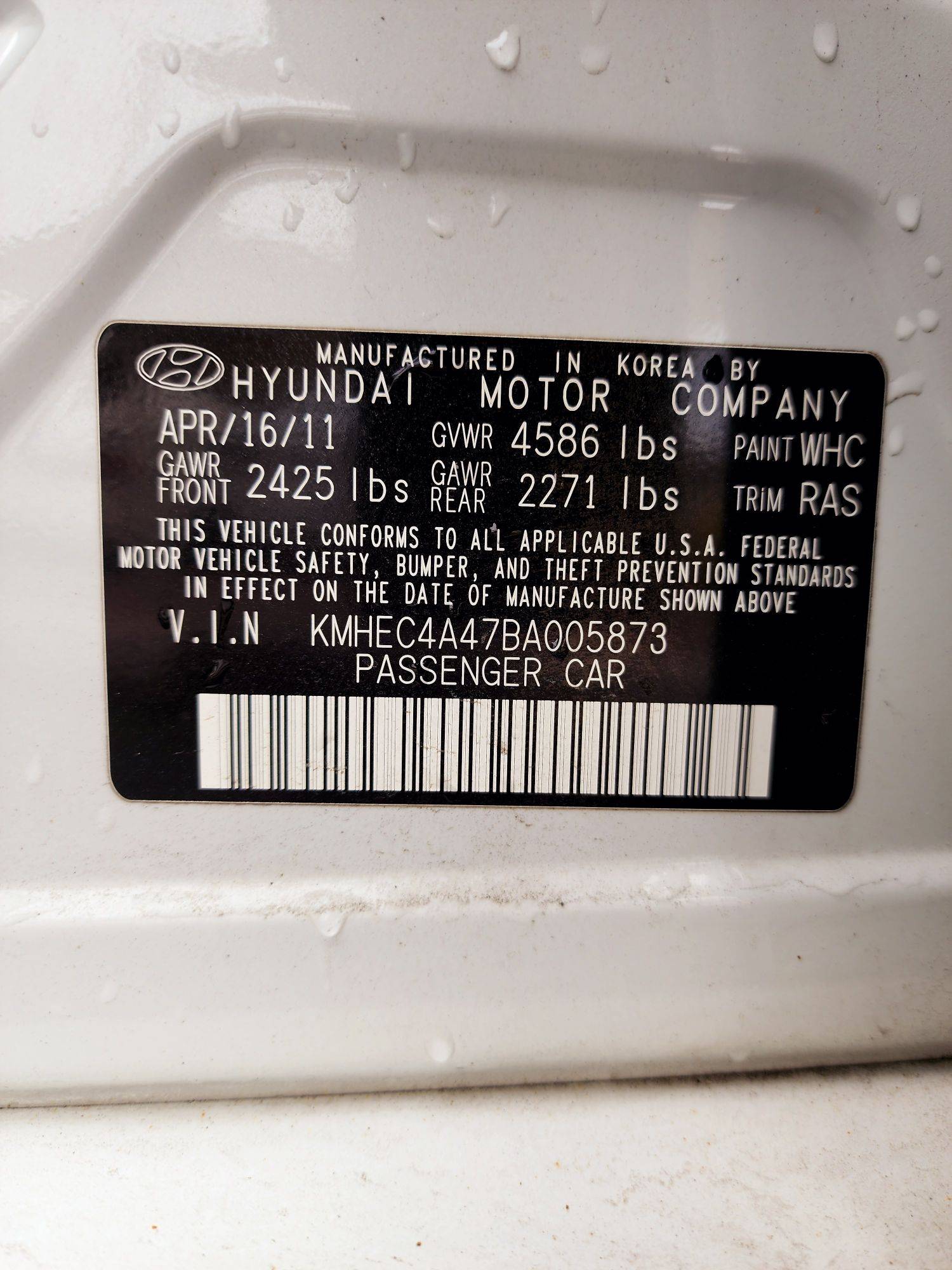 2011 HYUNDAI SONATA — 156085 Miles — Lot A00587 — Souq - Marhaba Auctions Used Cars - Image 9