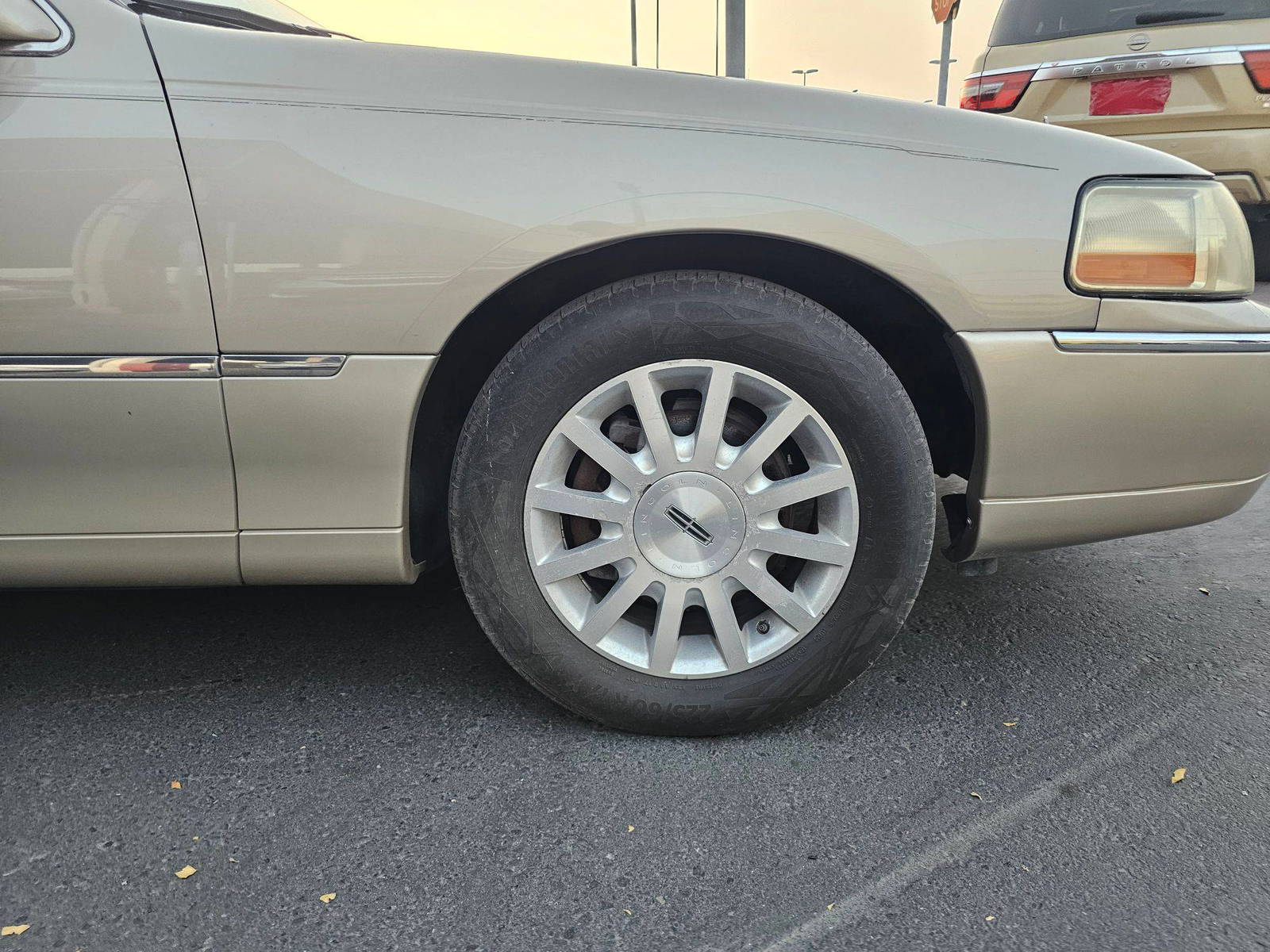 LINCOLN TOWN 2007 - Marhaba Auction Used Cars - Image 12