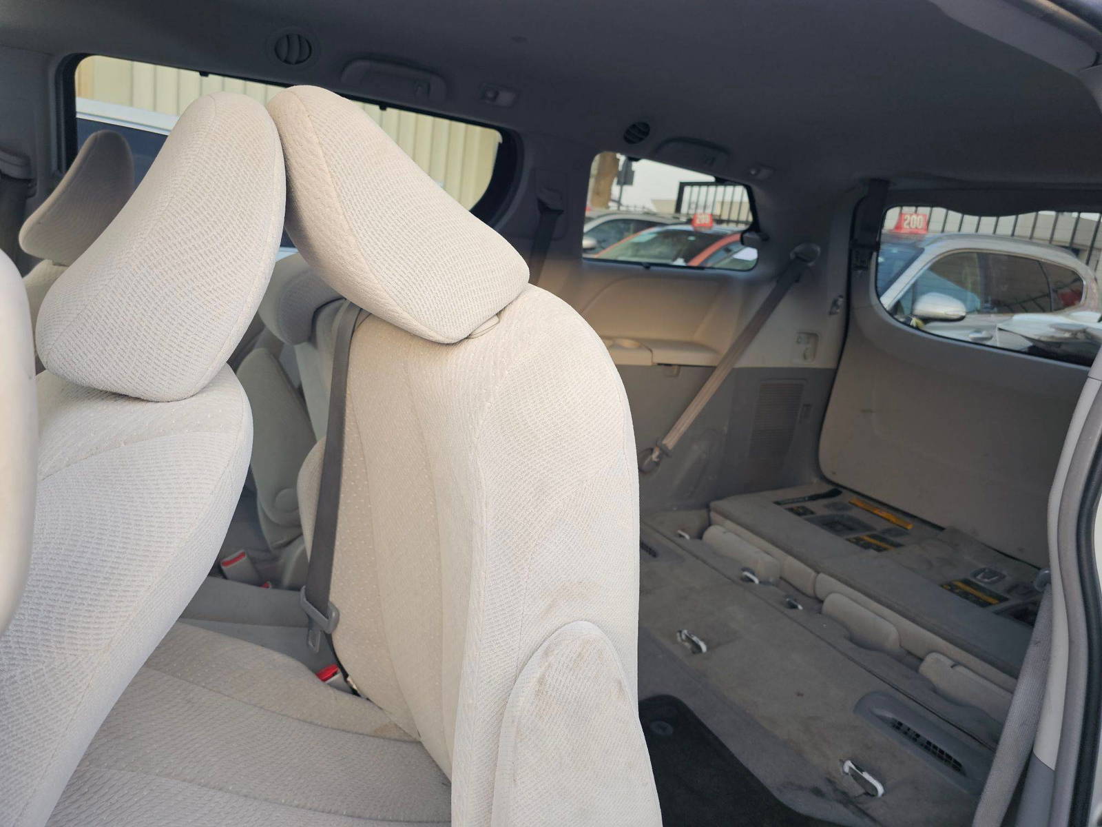 2014 TOYOTA SIENNA — 125861 Miles — Lot 216 618 — Main - Marhaba Auctions Used Cars - Image 7
