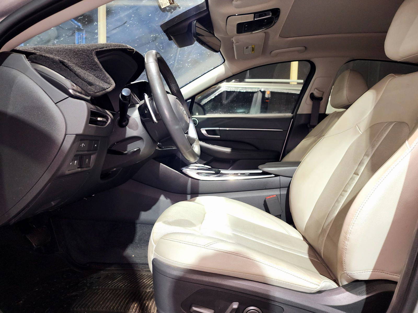 2020 HYUNDAI SONATA — 65880 Miles — Lot 4J23LH049867 — Souq - Marhaba Auctions Used Cars - Image 9