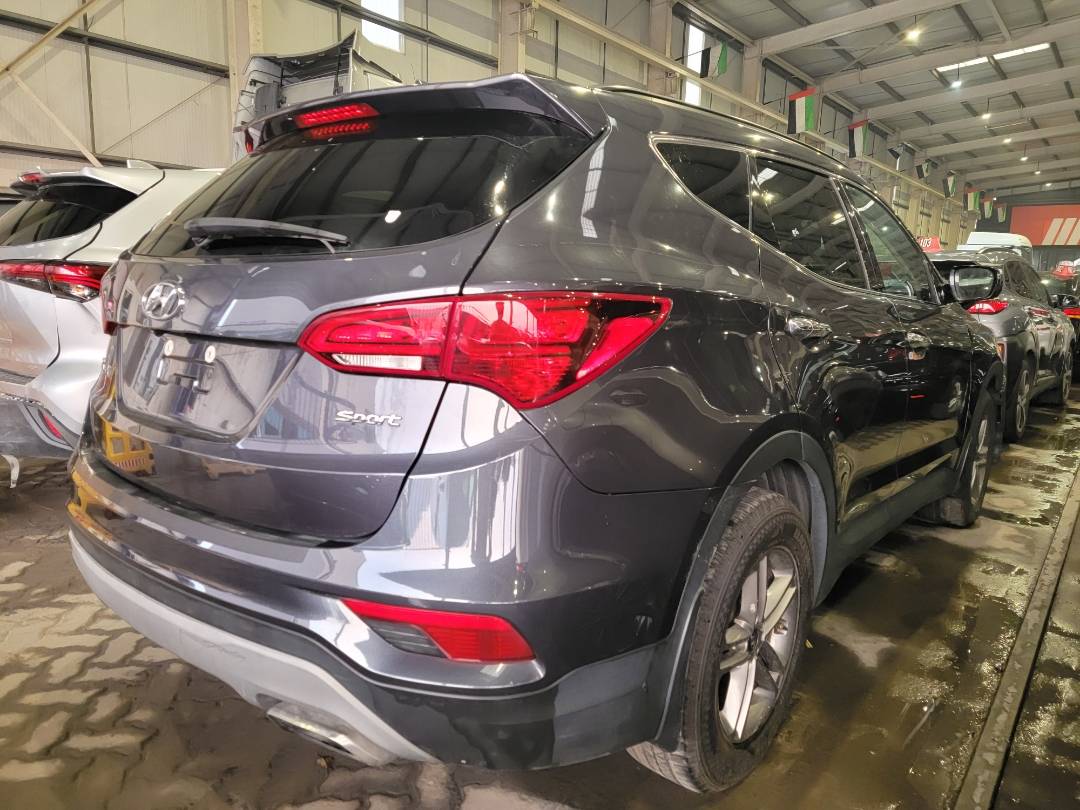 2018 HYUNDAI SANTA FE — 130314 Miles — Lot 4JG549769 — Main - Marhaba Auctions Used Cars - Image 3