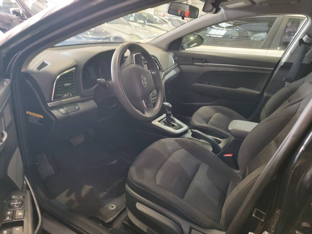 2017 HYUNDAI ELANTRA — 89420 KM — Lot HH044143 — Main - Marhaba Auctions Used Cars - Image 6