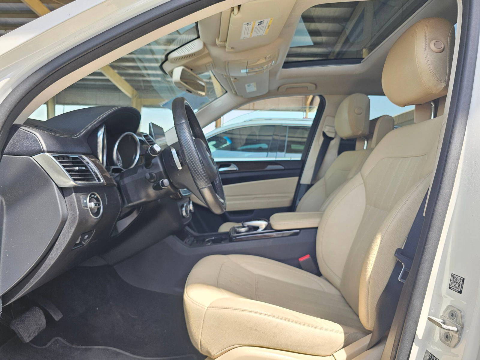 2017 MERCEDES BENZ GLS 450 — 118097 Miles — Lot 88783095 — Souq - Marhaba Auctions Used Cars - Image 9