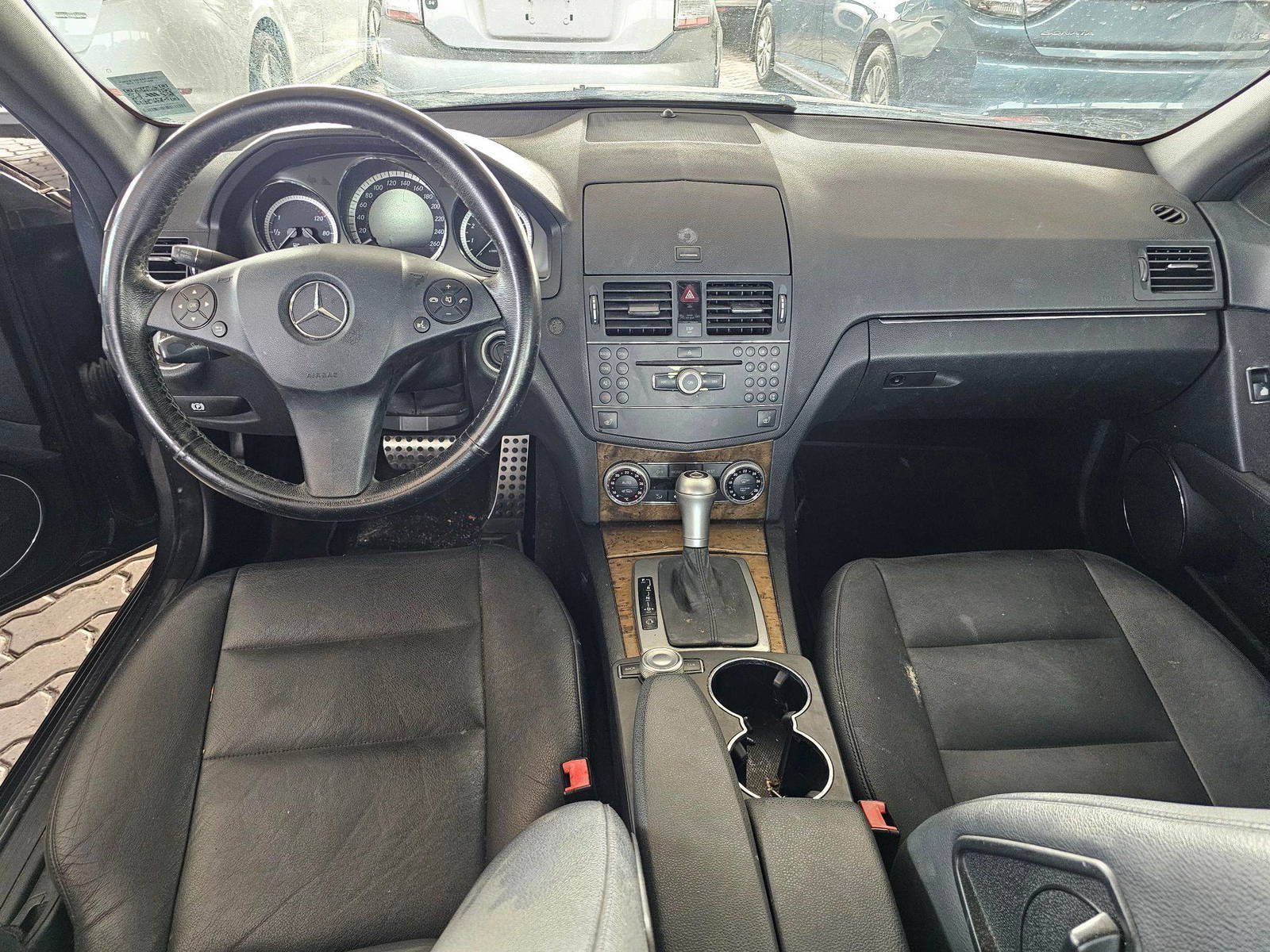 2009 MERCEDES BENZ C 350 — 207273 KM — Lot 40014852 — Souq - Marhaba Auctions Used Cars - Image 7