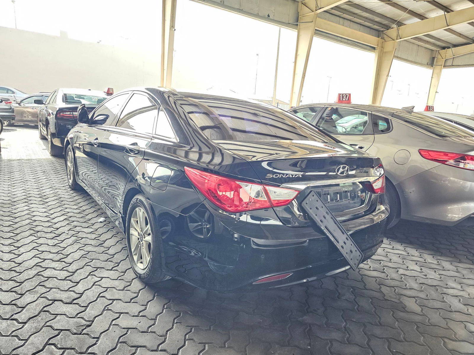 2012 HYUNDAI SONATA — 137685 KM — Lot 386226 — Souq - Marhaba Auctions Used Cars - Image 5