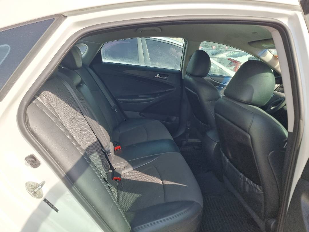 2013 HYUNDAI SONATA — 133379 Miles — Lot 214578 — Ind. 12 - Marhaba Auctions Used Cars - Image 7