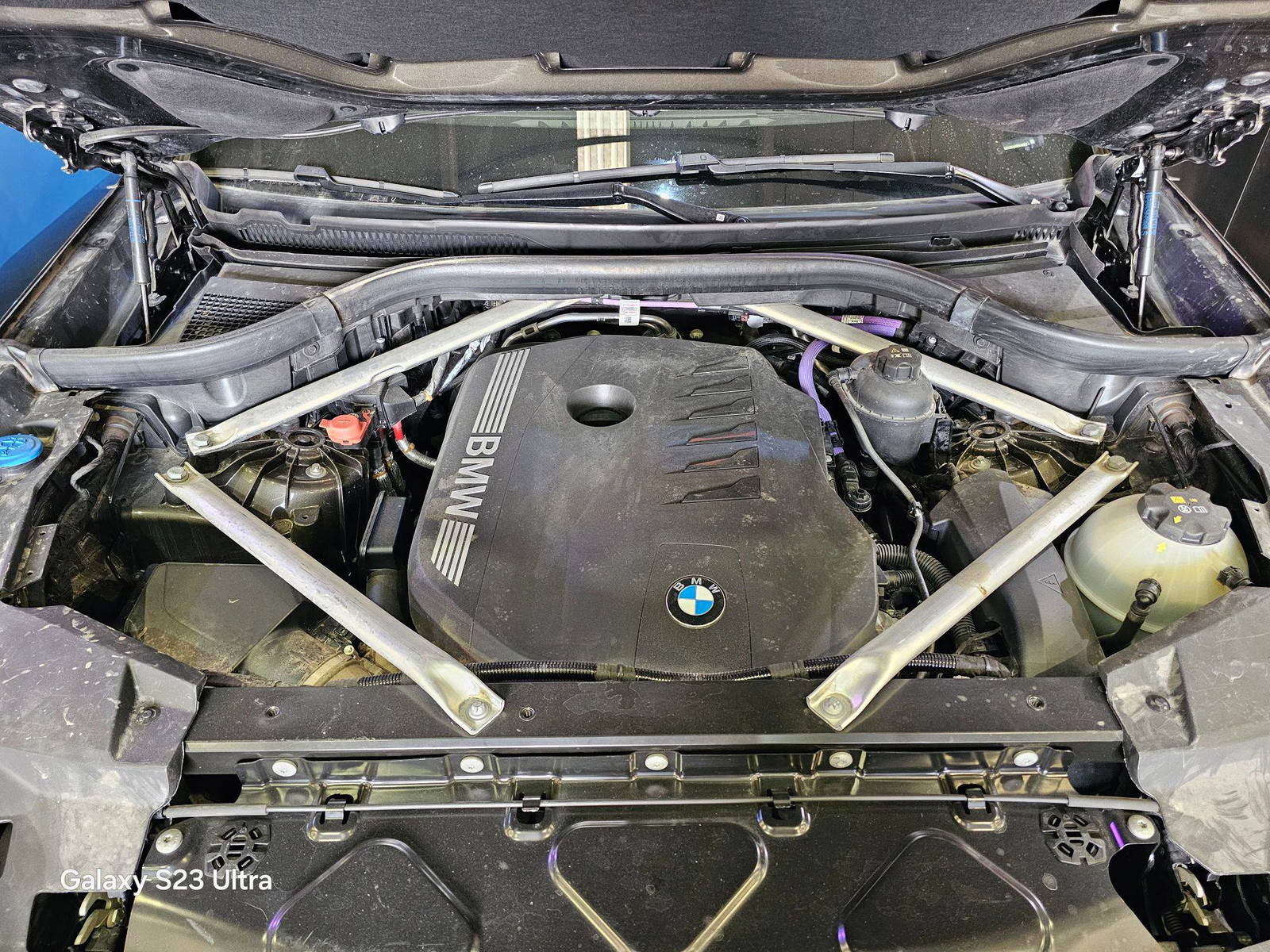 BMW X5 XDRIVE40I 2024 - Marhaba Auction Used Cars - Image 13