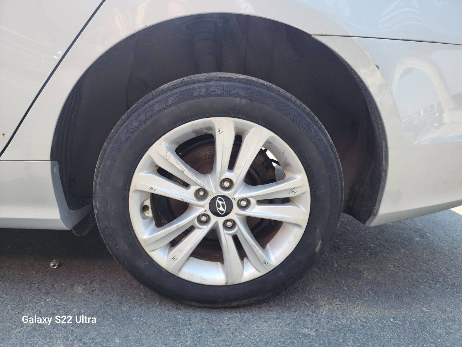 2013 HYUNDAI SONATA — 129988 Miles — Lot 76729603 - Marhaba Auctions Used Cars - Image 4