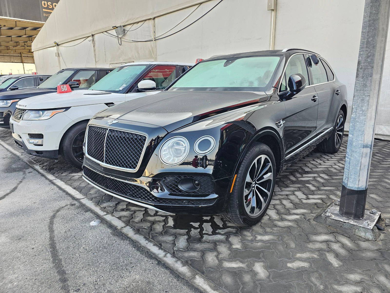 2019 BENTLEY BENTAYGA — 94252 KM — Lot KC025218 — Souq - Marhaba Auctions Used Cars - Image 5