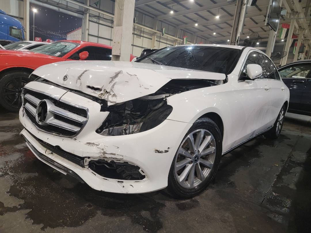 2019 MERCEDES BENZ E 200 — 95086 KM — Lot 1A747692 — Main - Marhaba Auctions Used Cars - Image 5