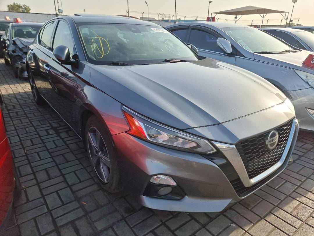 2020 NISSAN ALTIMA — 185663 Miles — Lot C101403 — Ind. 12 - Marhaba Auctions Used Cars - Image 3