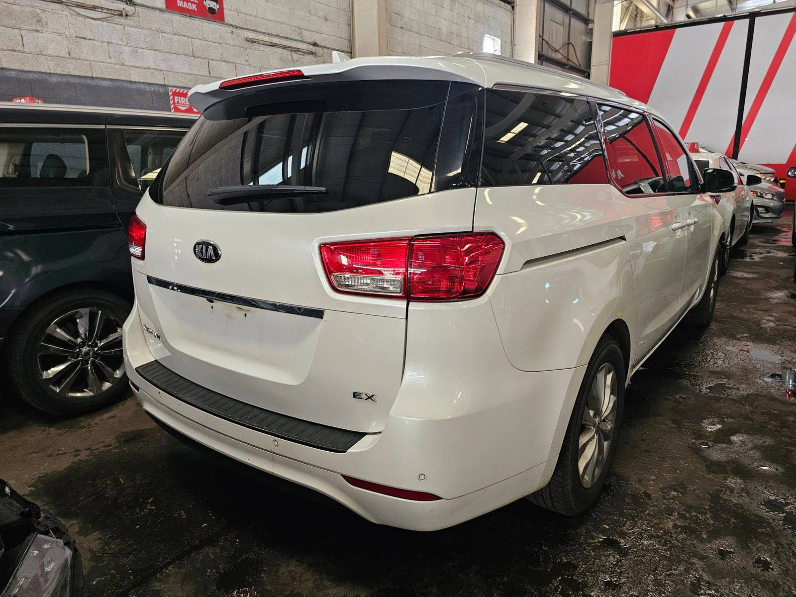 KIA SEDONA 2016 - Marhaba Auction Used Cars - Image 3
