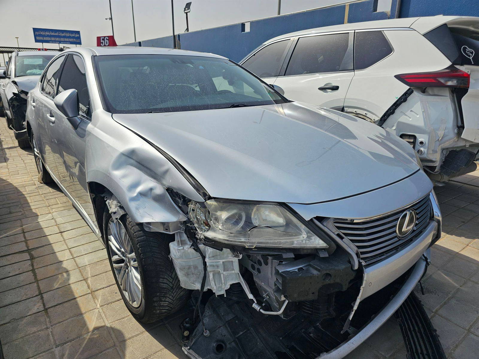 2013 LEXUS ES 350 — 177844 Miles — Lot 7D2074228 - Marhaba Auctions Used Cars - Image 4