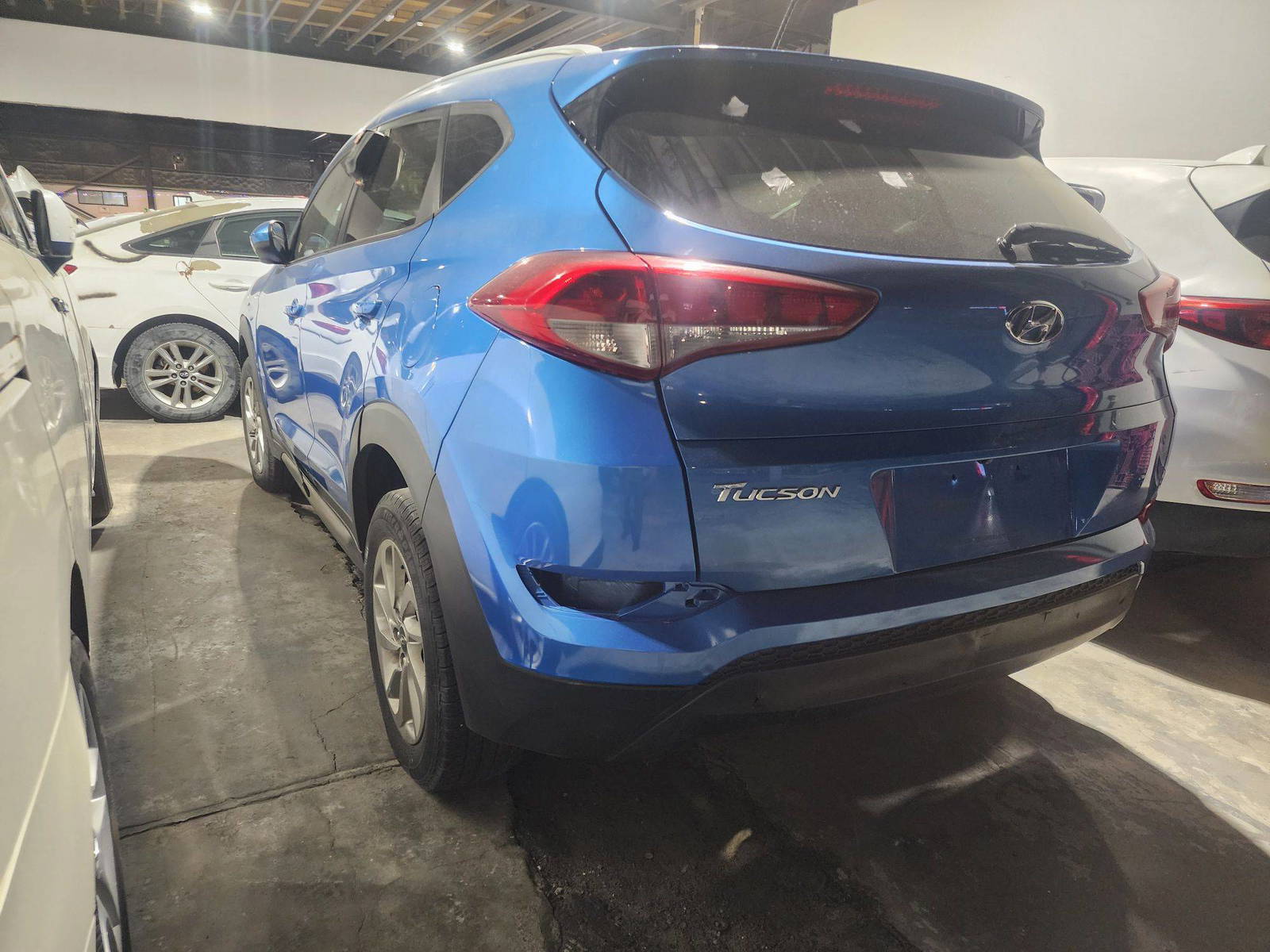 2016 HYUNDAI TUCSON — 143031 Miles — Lot 231824 — Al Quoz - Marhaba Auctions Used Cars - Image 5