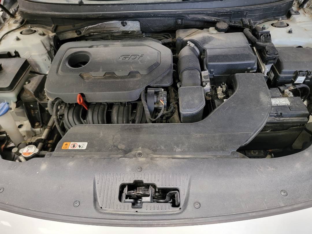 2015 HYUNDAI SONATA — 171665 Miles — Lot H011521 — Main - Marhaba Auctions Used Cars - Image 10