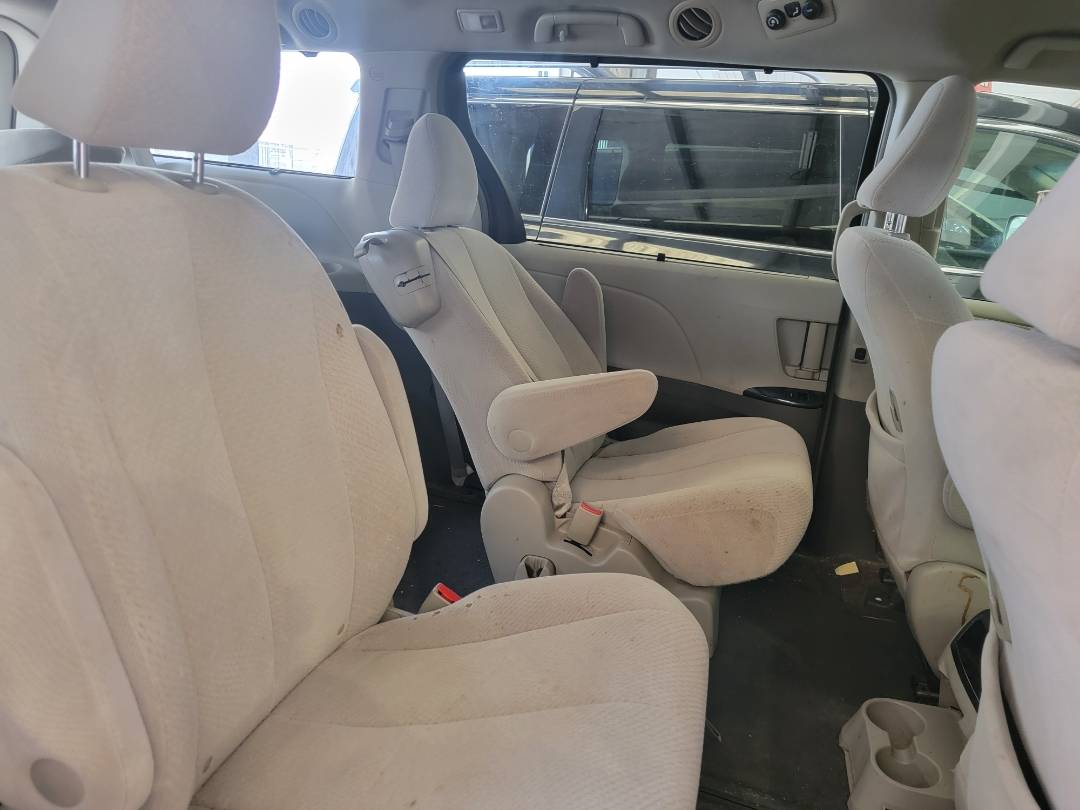 2011 TOYOTA SIENNA — 291089 Miles — Lot 49043154 — Main - Marhaba Auctions Used Cars - Image 6