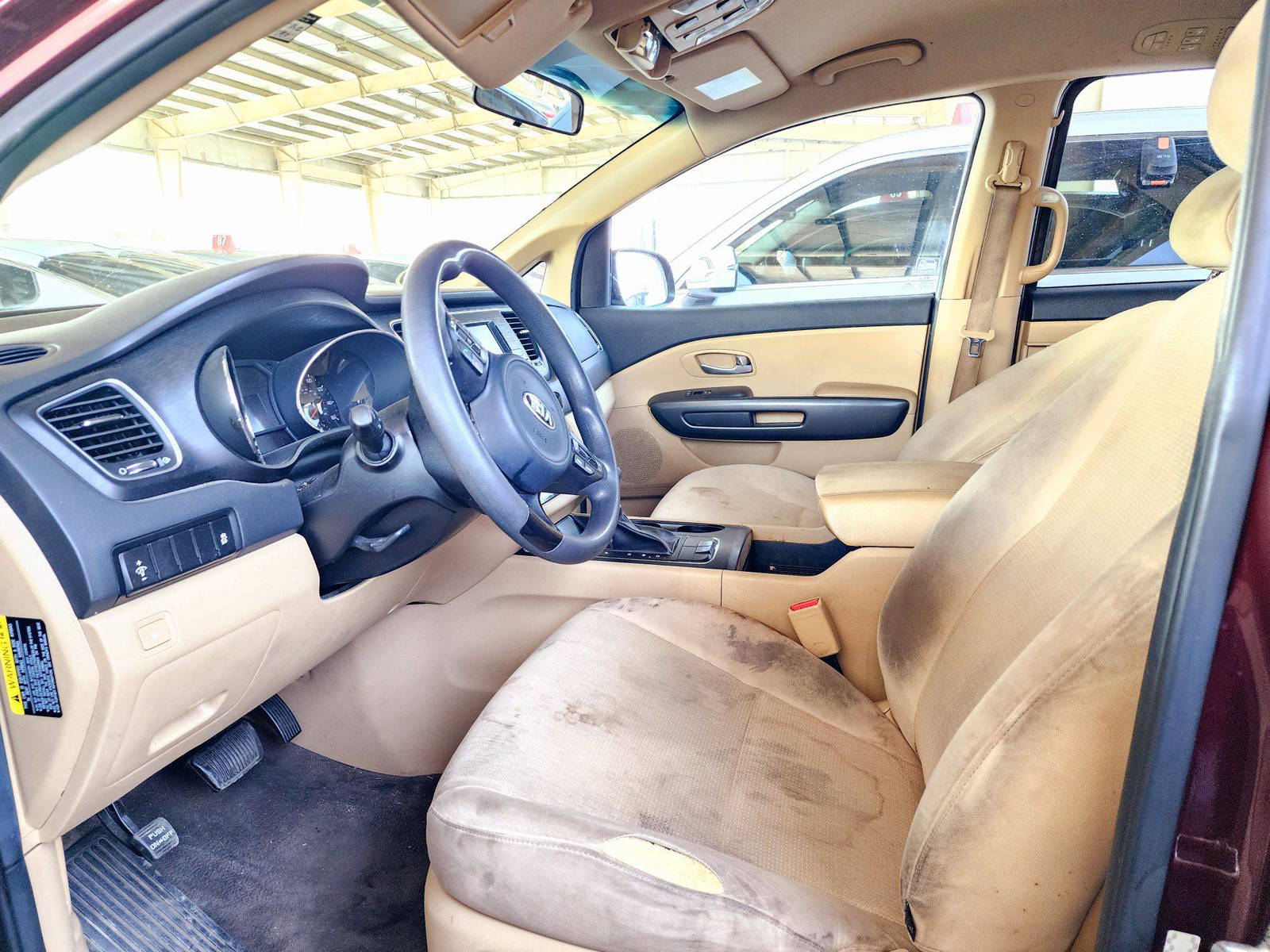 2018 KIA SEDONA — 145190 Miles — Lot 81431804 — Ind. 12 - Marhaba Auctions Used Cars - Image 9
